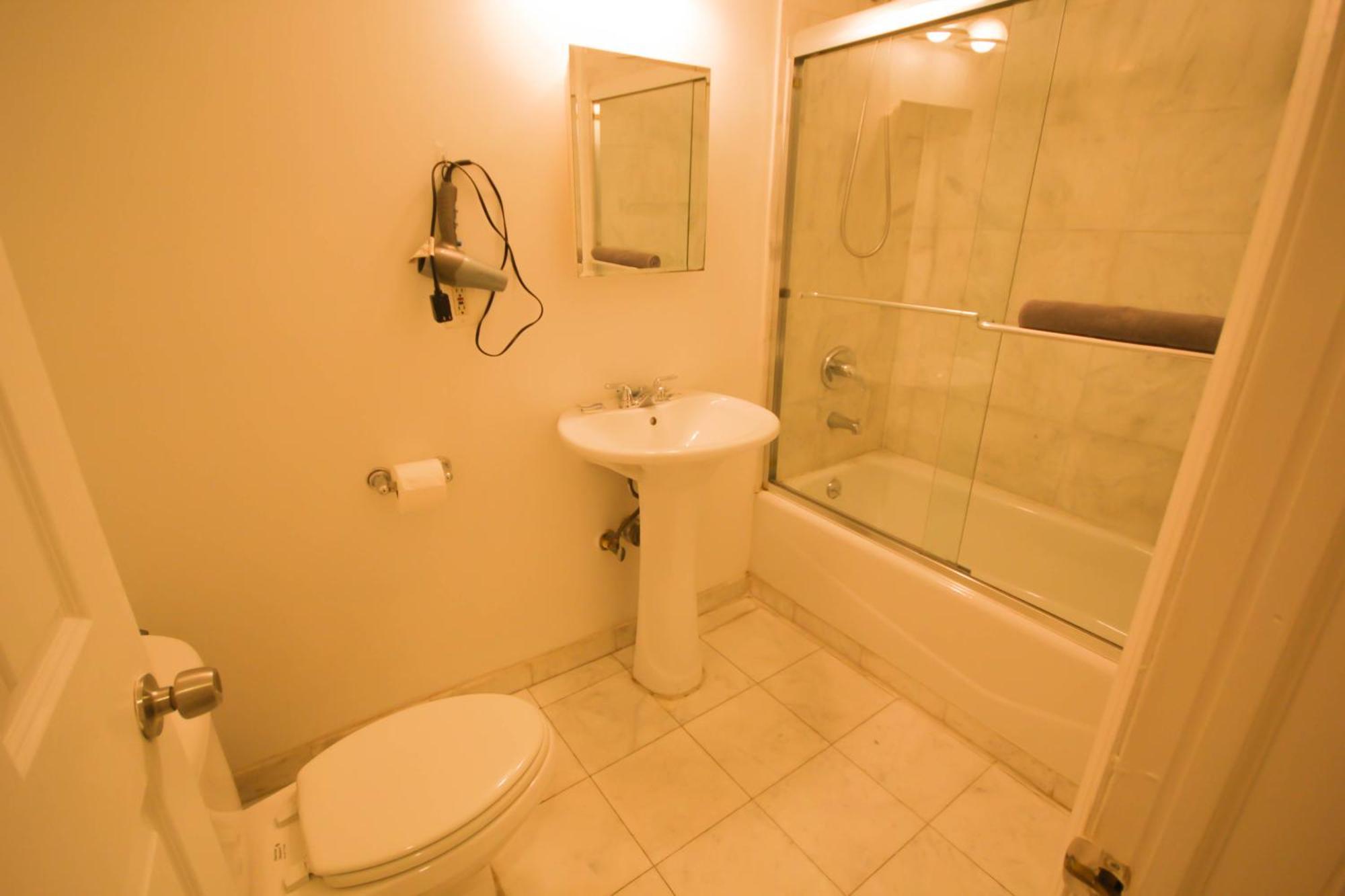 Studio Plus - One-Bedroom Apt 뉴욕 객실 사진